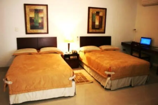 ***  Hotel Cuarta Avenida Cali Colombia